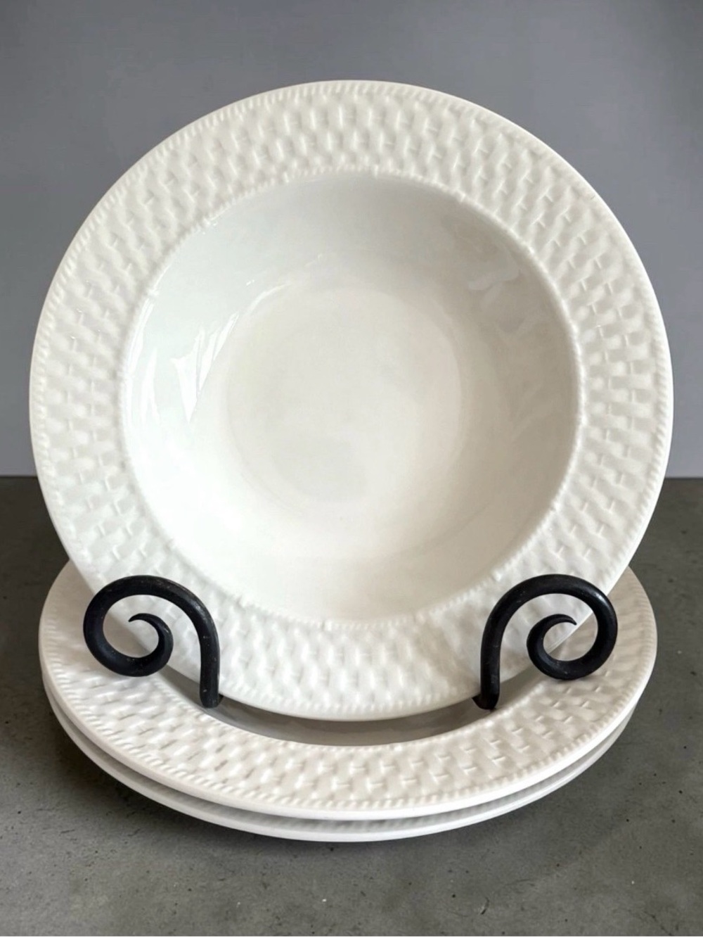 Oneida Westerly Basket White Soup Pasta Bowls 9” - Set of 3